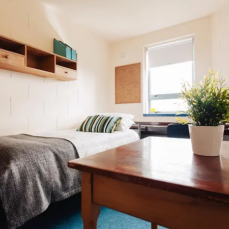 Apartment Dcu Larkfield